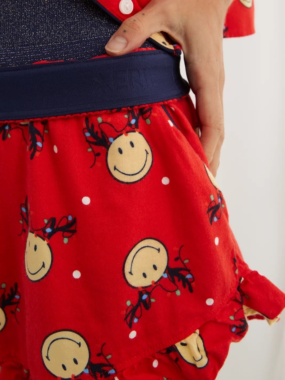 Aerie Red Smile Face Reindeer Button-Front Pajama Top and Shorts Set Sz XL - Picture 3 of 14